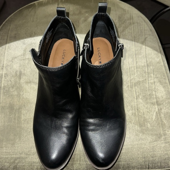 Women’s Lucky Brand booties with zippers size 9 - Picture 5 of 5